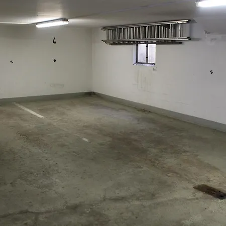 Dachspitze Mit Tiefgaragenstellplatz Und Skiraum * אוברוויזנטל